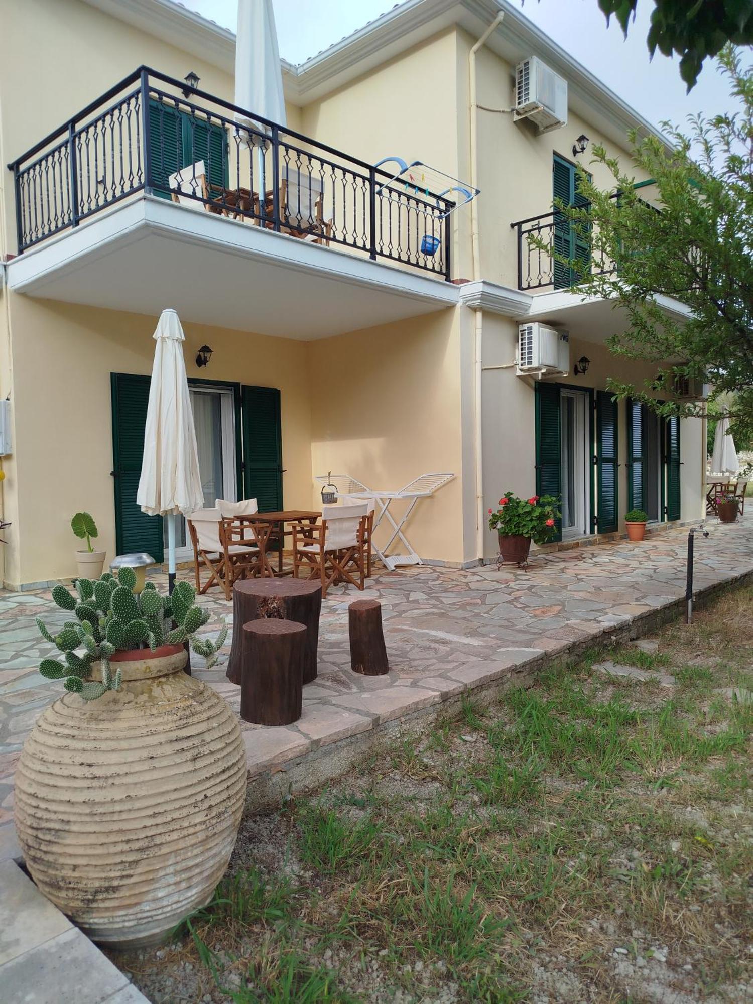 Riverside Αpartments Vasilikí Exterior foto